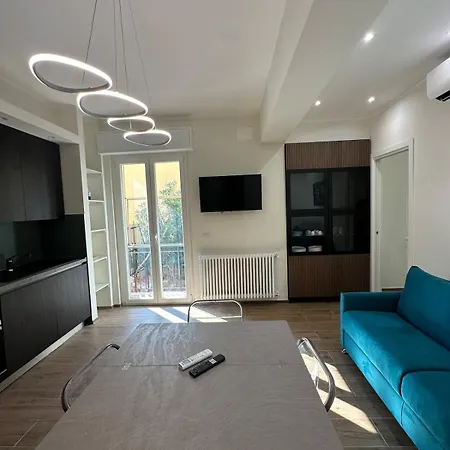 Apartamento Bright Two-room With Garden *