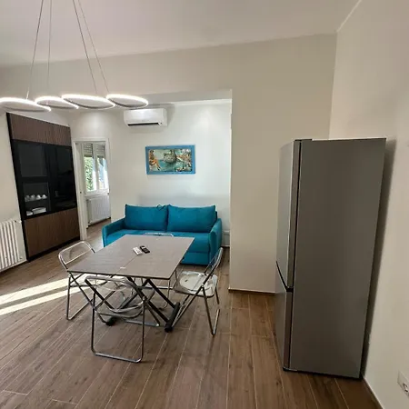 Bright Two-room With Garden